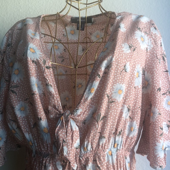 Floral Summer top - Picture 2 of 4